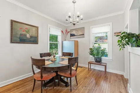 12 Tait Street Huntsville ON P1H 1W5
