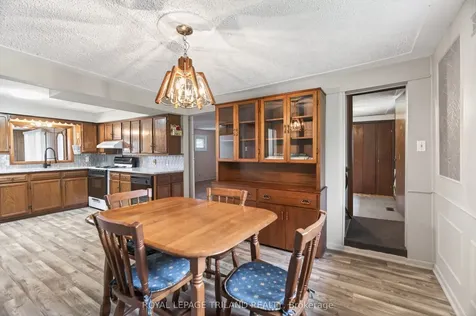 64 Wellington Avenue Southwest Middlesex ON N0L 1A0