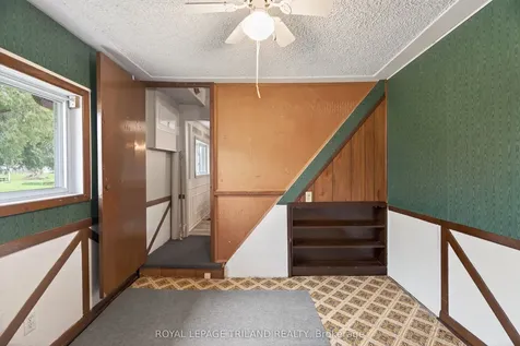64 Wellington Avenue Southwest Middlesex ON N0L 1A0