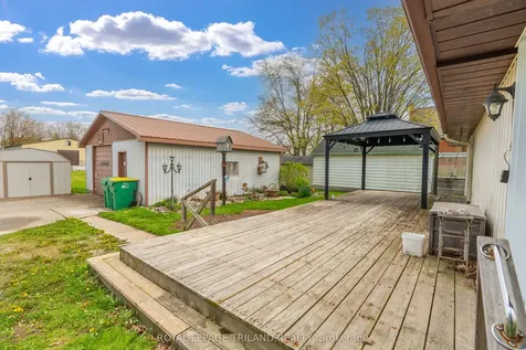 64 Wellington Avenue Southwest Middlesex ON N0L 1A0