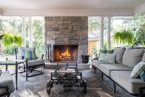 64 Miller Drive Hamilton ON L9G 2J1