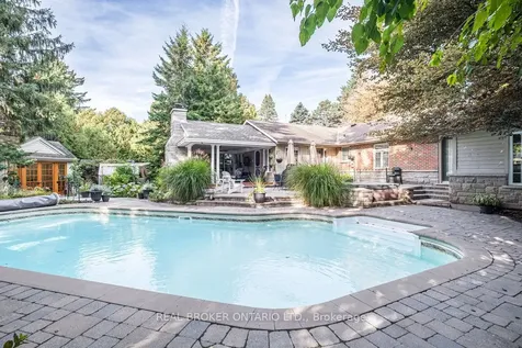64 Miller Drive Hamilton ON L9G 2J1