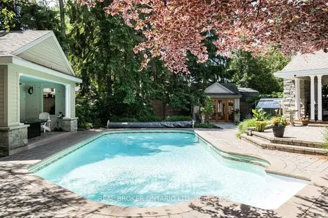 64 Miller Drive Hamilton ON L9G 2J1