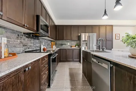 53 Hancock Crescent Kawartha Lakes ON K9V 0P4