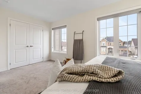 53 Hancock Crescent Kawartha Lakes ON K9V 0P4