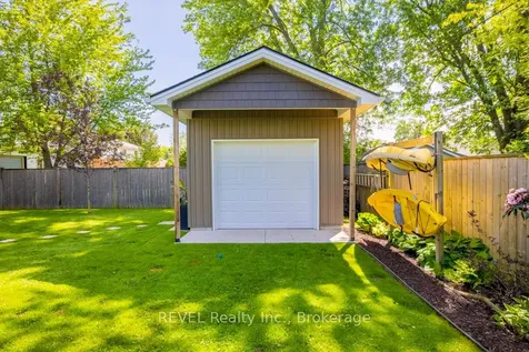 3191 Bethune Avenue Fort Erie ON L0S 1N0