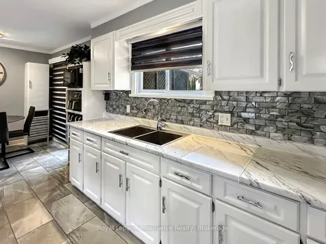 10 Chown Crescent Belleville ON K8P 4P9