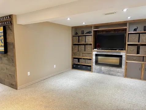 10 Chown Crescent Belleville ON K8P 4P9