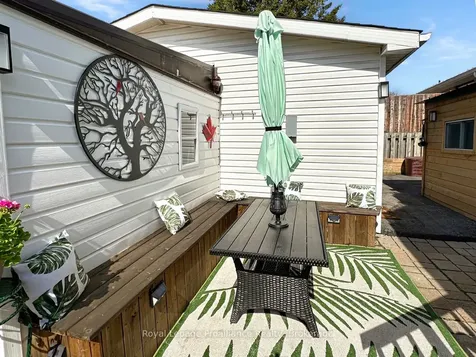 10 Chown Crescent Belleville ON K8P 4P9