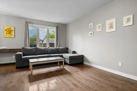 1560 Davenport Crescent Kingston ON K7P 0H7