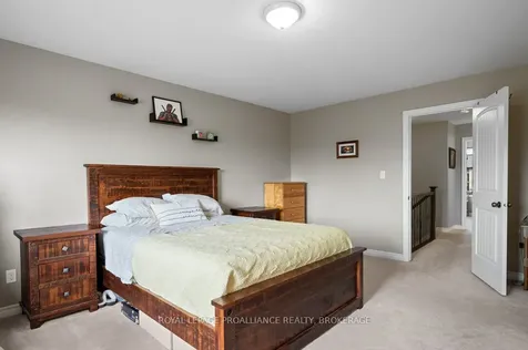 1560 Davenport Crescent Kingston ON K7P 0H7