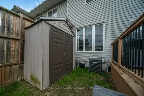 1560 Davenport Crescent Kingston ON K7P 0H7