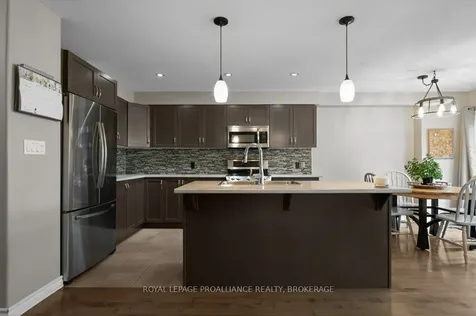 1560 Davenport Crescent Kingston ON K7P 0H7
