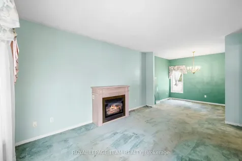 41 Billingham Crescent Kanata ON K2K 2T7