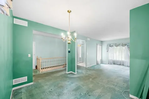 41 Billingham Crescent Kanata ON K2K 2T7