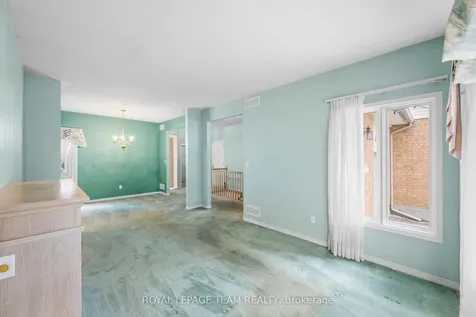 41 Billingham Crescent Kanata ON K2K 2T7