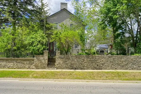 716 King Street W Prescott ON K0E 1T0