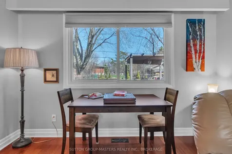 162 Chelsea Road Kingston ON K7M 3Y8