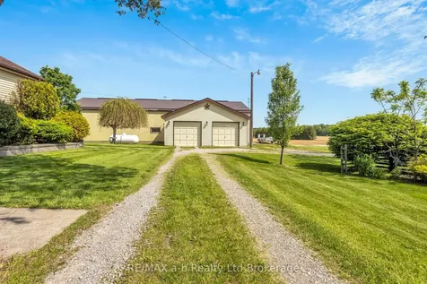 1813 Norfolk County 19 Road W Norfolk ON N0E 1V0