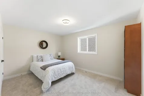 70 Terrace Drive Grimsby ON L3M 1B5