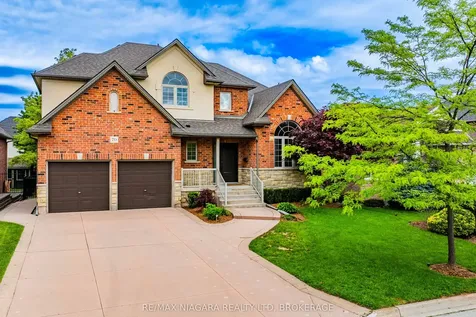 70 Terrace Drive Grimsby ON L3M 1B5