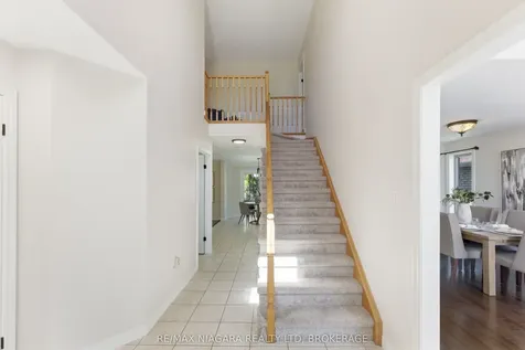 70 Terrace Drive Grimsby ON L3M 1B5