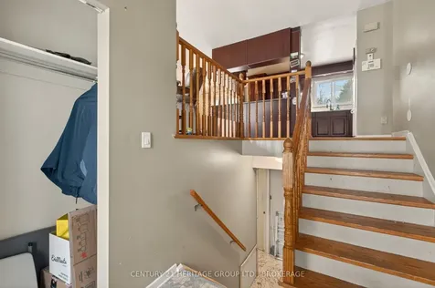 706 High Gate Park Drive Kingston ON K7M 5Z9