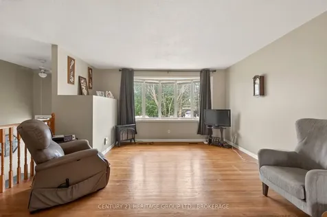 706 High Gate Park Drive Kingston ON K7M 5Z9