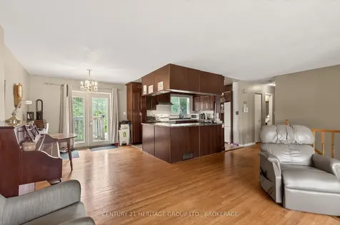 706 High Gate Park Drive Kingston ON K7M 5Z9