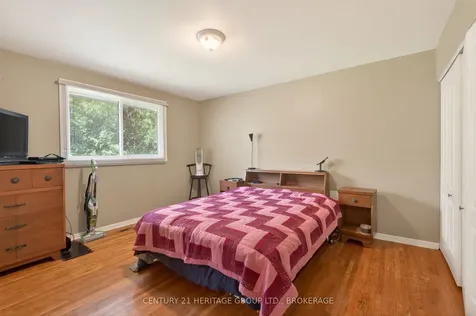 706 High Gate Park Drive Kingston ON K7M 5Z9