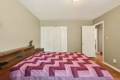 706 High Gate Park Drive Kingston ON K7M 5Z9