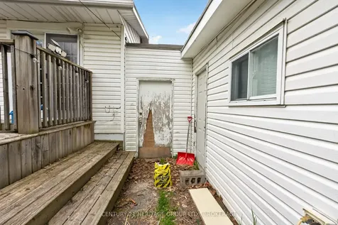 706 High Gate Park Drive Kingston ON K7M 5Z9