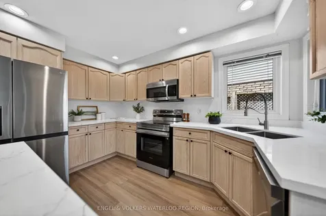 857 Brandenburg Boulevard Waterloo ON N2T 2X6