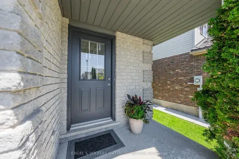 857 Brandenburg Boulevard Waterloo ON N2T 2X6