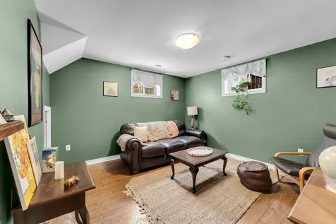 484 Nelson Street Kingston ON K7K 4N5