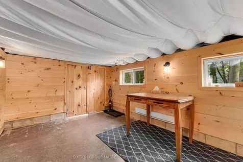 484 Nelson Street Kingston ON K7K 4N5