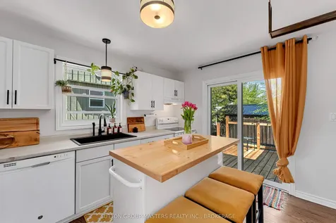 484 Nelson Street Kingston ON K7K 4N5