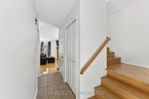 23 Rose Abbey Drive Kingston ON K7M 6W1