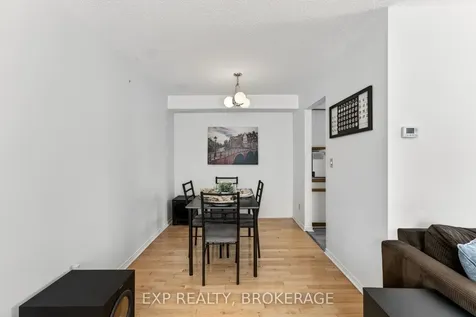 23 Rose Abbey Drive Kingston ON K7M 6W1
