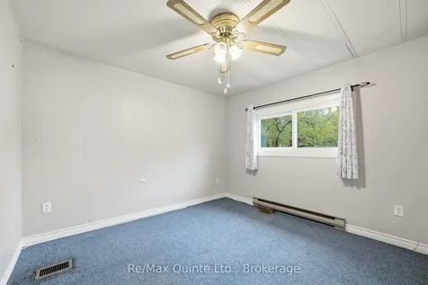 26 Linden Boulevard Quinte West ON K8N 5W9