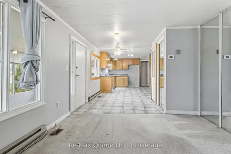 26 Linden Boulevard Quinte West ON K8N 5W9