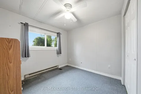 26 Linden Boulevard Quinte West ON K8N 5W9
