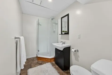 112 Huycks Bay Road Prince Edward County ON K0K 3L0
