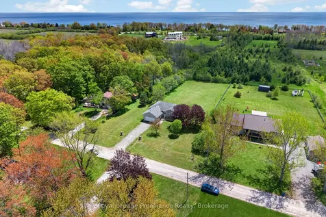 112 Huycks Bay Road Prince Edward County ON K0K 3L0
