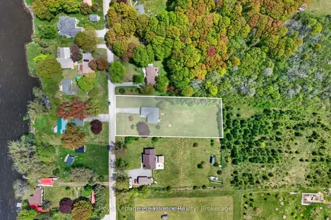 112 Huycks Bay Road Prince Edward County ON K0K 3L0
