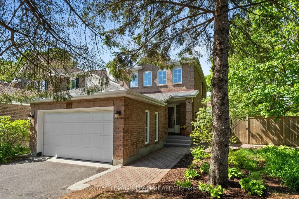 2 Ipswich Terrace Kanata ON K2K 2R5