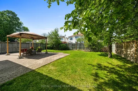 2 Ipswich Terrace Kanata ON K2K 2R5