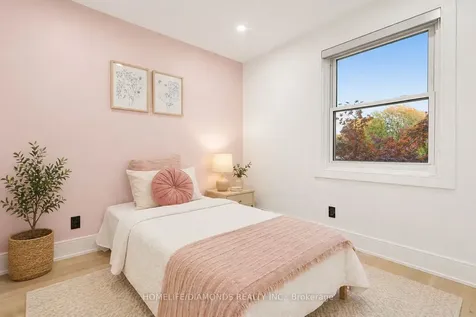 47 Ridge Point Drive St. Catharines ON L2T 2S8
