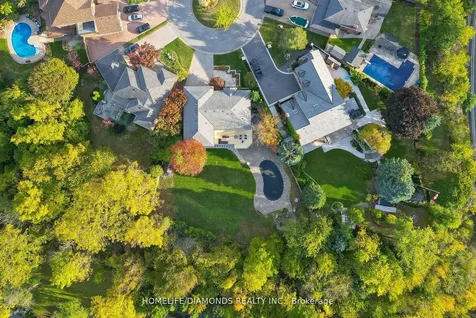 47 Ridge Point Drive St. Catharines ON L2T 2S8