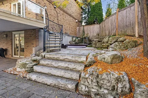 47 Ridge Point Drive St. Catharines ON L2T 2S8